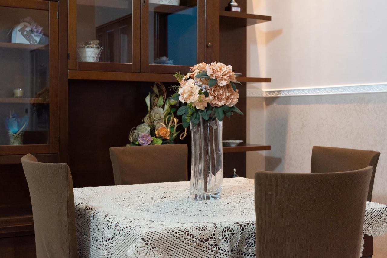Spaccanapoli Home ภายนอก รูปภาพ