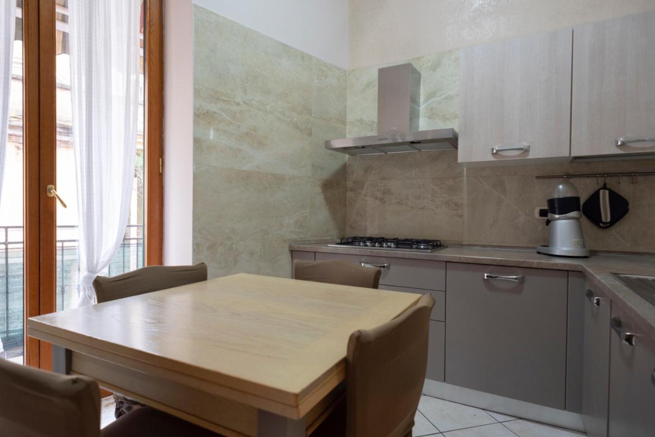 Spaccanapoli Home ภายนอก รูปภาพ