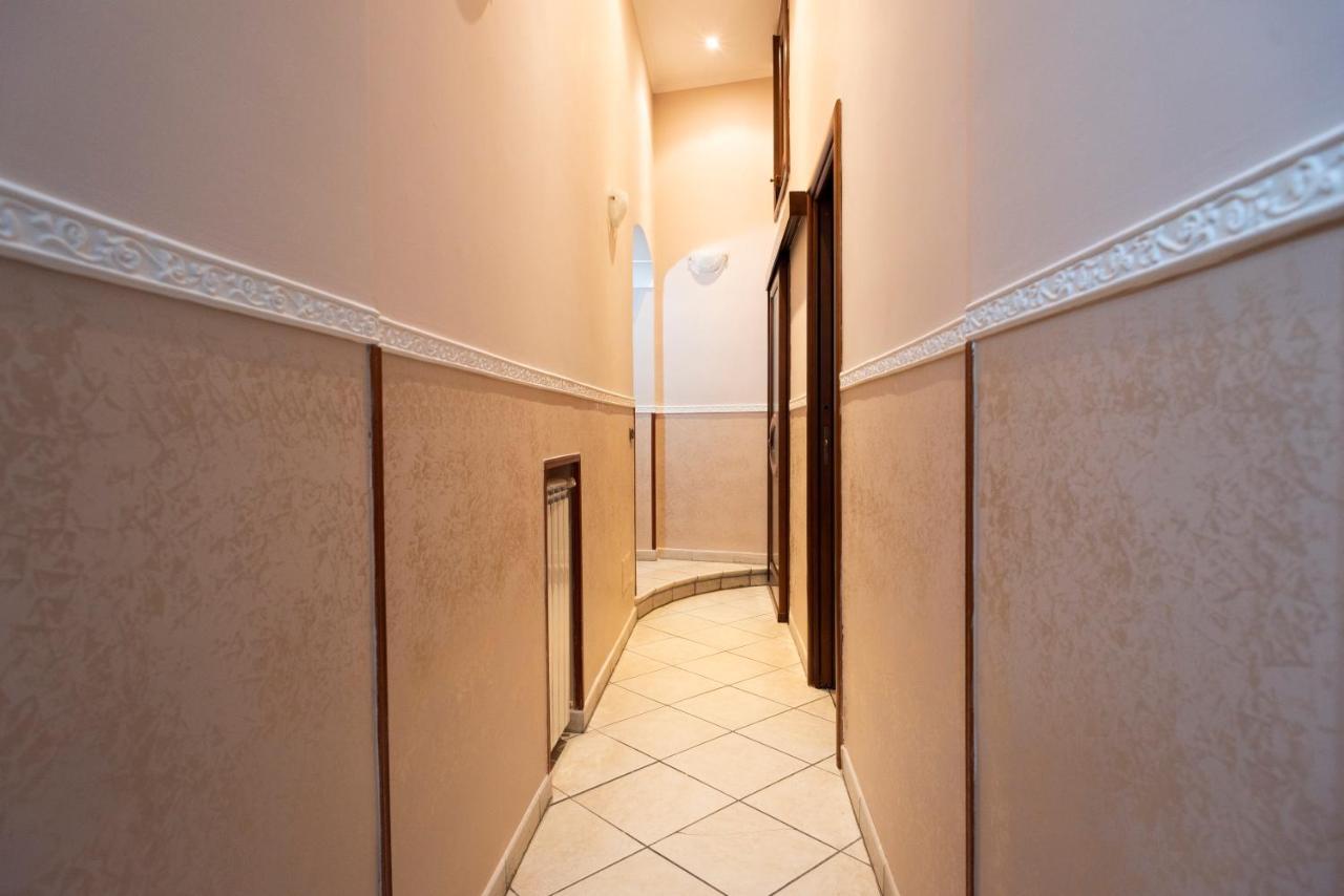 Spaccanapoli Home ภายนอก รูปภาพ
